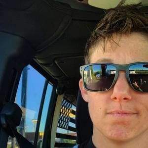 Meet your Posher, Hallie